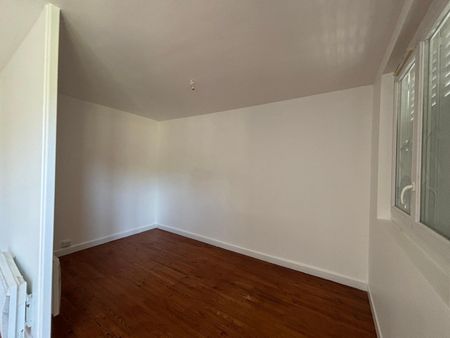 Location Appartement 4 pièces 62m² VALENCE 26000 - Photo 2