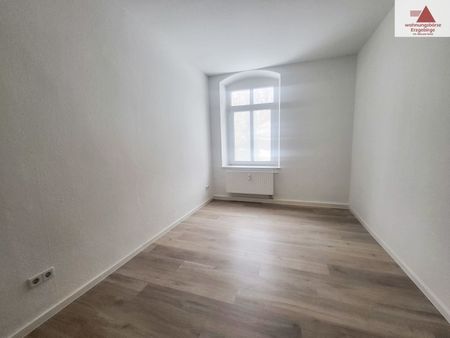 1. Monatskaltmiete geschenkt!! Geräumige 3-Raum-Familienwohnung im Grünen - Zschopau! - Photo 4