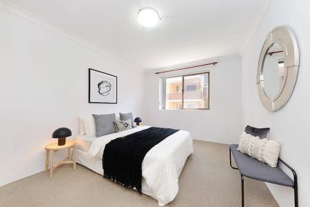 Oversized Apartment In Paramount Position - Photo 5