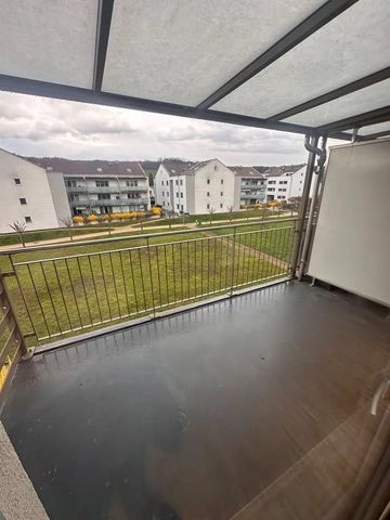 3.5 Zimmer, 77 m², 2. Stock - Photo 3