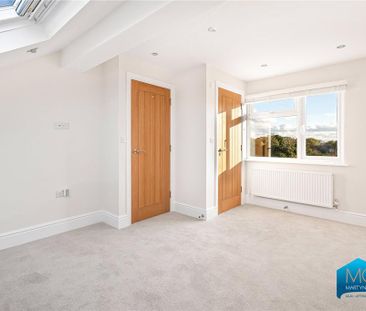 4 bedroom semi-detached house to rent - Photo 6