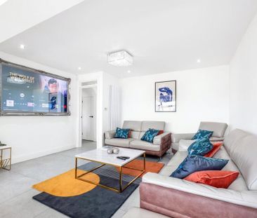 4 bedroom semi-detached house to rent - Photo 1