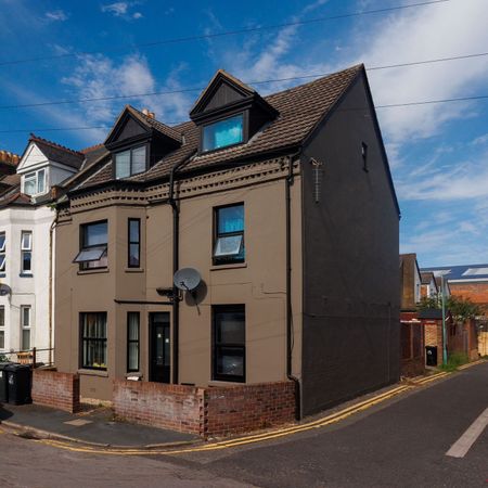 1 bed flat to rent in Lytton Road, Bournemouth, BH1 - Photo 3