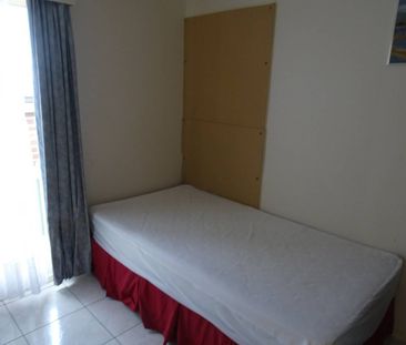 House To Rent - Photo 6