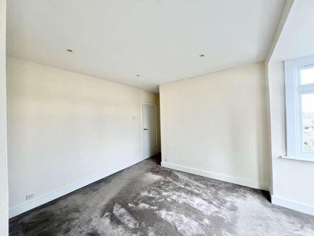 London Road, Brentwood, CM14 - Photo 2