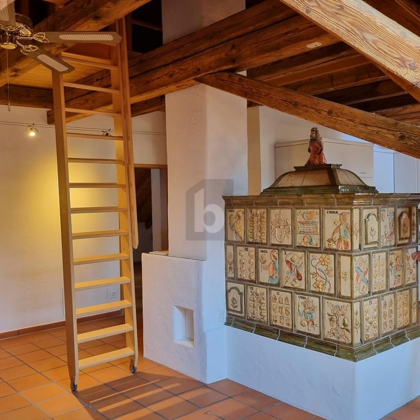 MIT SICHTBALKEN UND KACHELOFEN! - Photo 1