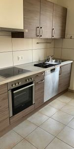 Elegant 3.5 room apartment for rent in the heart of Delémont - Foto 3