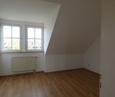 GroÃzÃ¼gige, helle 2-Zimmer-DG-Wohnung mit Design-Belag in Gerwisc... - Foto 3