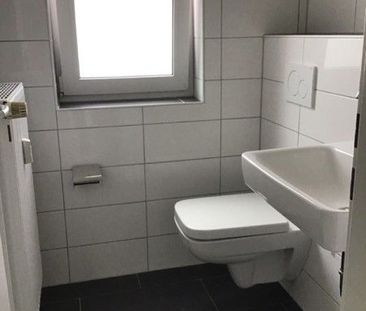 Ab sofort: Tolle 4-Zimmer-Wohnung in Düsseldorf-Lichtenbroich - Photo 6