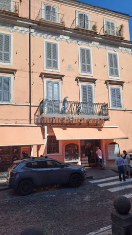 Bilocale piazza San Barnaba 15, Centro, Marino - Photo 2
