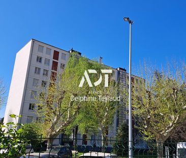 Appartement T2 à ST EGREVE - Photo 2