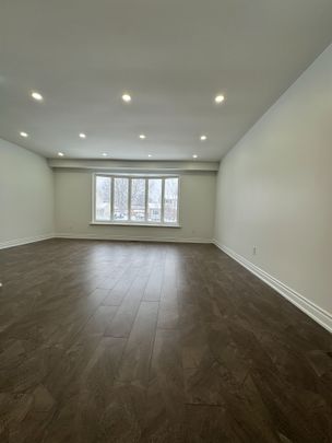 For Lease - 840 Cabot Trail, Milton, Ontario - Photo 1