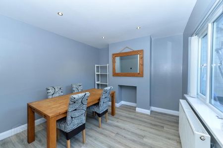 49 Brandon Parade, Belfast, BT4 1JH - Photo 2