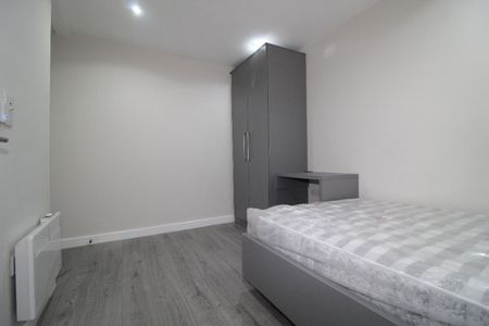 Market Street West Flat, PRESTON, Lancashire PR1 2HB - Photo 2