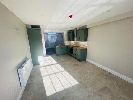 Apt, 69 Main Street, Ballywalter, BT22 2PJ - Photo 2