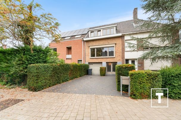 Huis te huur in Sint-Amandsberg - Photo 1