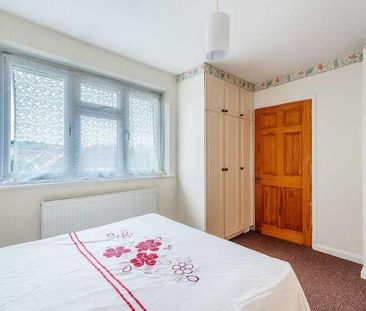 Porlock Avenue, Harrow, HA2 - Photo 5