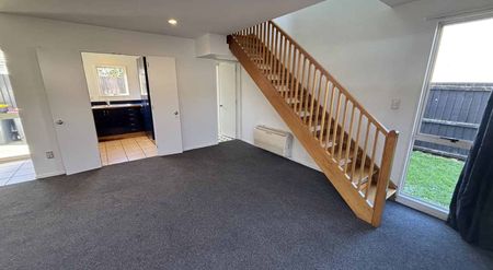 Modern & Sunny with a Double Garage - Photo 2