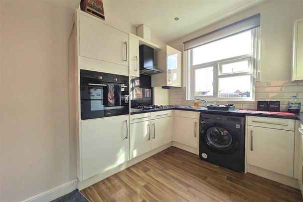 1 Bedroom Apartment To Let - Photo 1