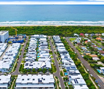 Fully Furnished 4 Bedroom Beachside Comfort Awaits! - Photo 1