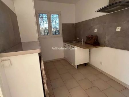 Location Appartement 4 pièces 74 m2 à Aubagne - Photo 4