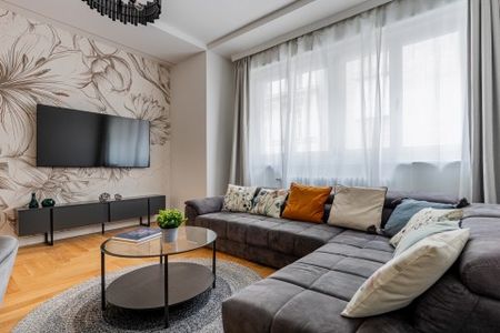 Paulay Ede utca - Fotó 3