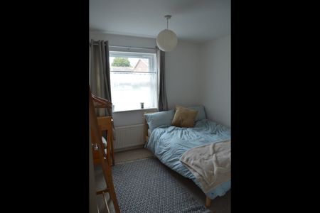 2 Bed Flat, Denmark Villas, BN3 - Photo 2