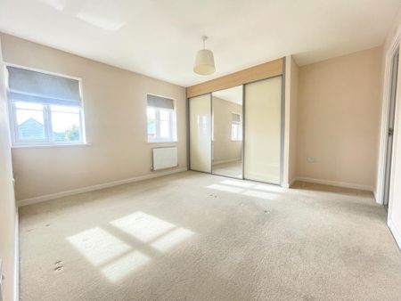 4 bedroom terraced house to rent - Photo 2