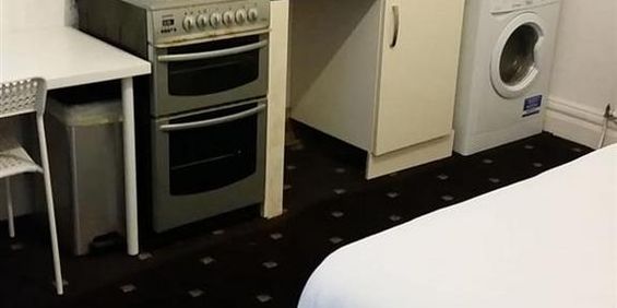 5 bedroom house share to rent - Photo 3