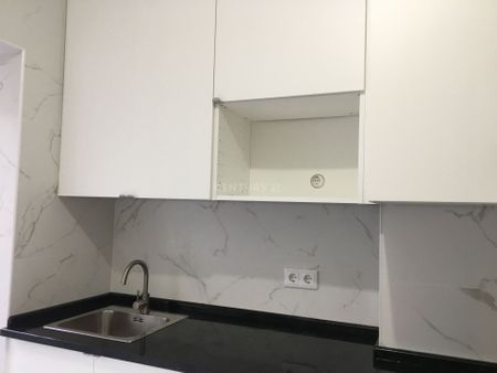 Apartamento T2 para Arrendamento em Benfica - Photo 2