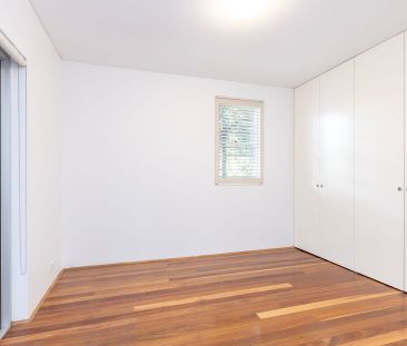 Inner City Sanctuary in Premier Locale! - Photo 3