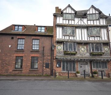 Studio Flat Tudor Street, Exeter, EX4 3BR - Photo 2