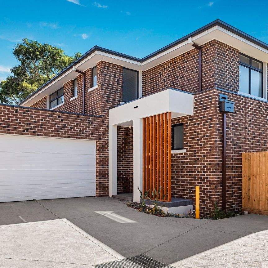 2/5 Carmen Close, Doncaster East - Photo 1