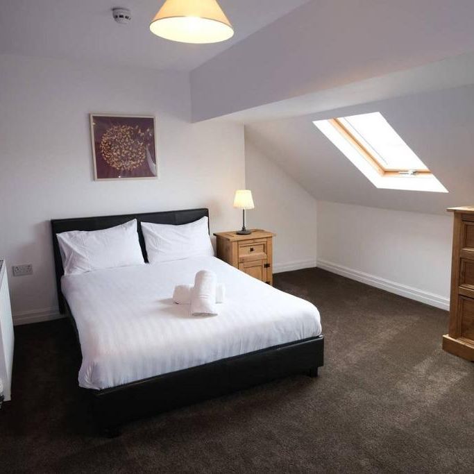 5 bedroom terraced house to rent - Photo 1