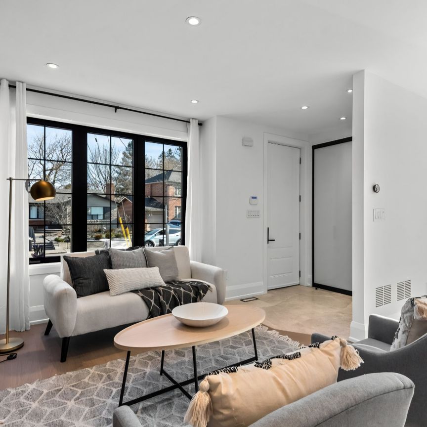 For Lease - 180 Glenwood Crescent, Toronto, Ontario - Photo 1