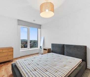 2 bedroom penthouse to rent - Photo 1