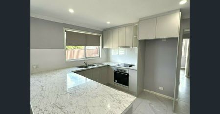 Immaculate 3 Bedroom Home - Photo 4