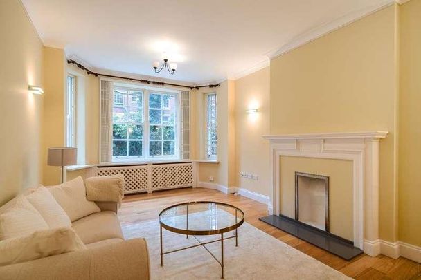 Grove End Road, London, NW8 - Photo 1