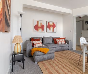 1 Bed Flat, Shepherds Bush Road, W6 - Photo 5