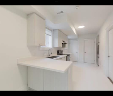 For Lease - 72B Gooderham Drive Unit# Lower 1, Toronto, Ontario - Photo 2