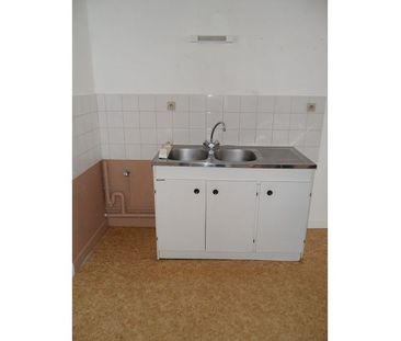 Location Appartement 2 pièces 42m² BOURGES 18000 - Photo 2