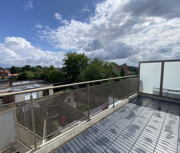 Mooi en ruim appartement met terras - Photo 5