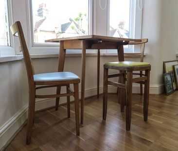 2 Bed Terraced House, Walton Road, E13 - Photo 4