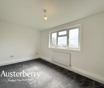 Knype Way, Newcastle - Photo 4