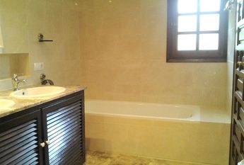 Sharming Andalucian Villa for vacation in San Pedro de Alcántara, Marbella