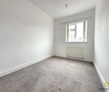 2 bedroom end of terrace house to rent - Photo 5