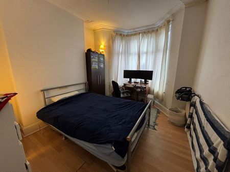 4 bedroom house to rent - Photo 4