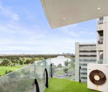 Breathtaking Panoramic Views to Albert Park Lake! - Photo 6