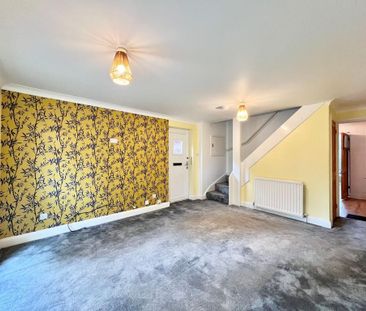 3 bedroom semi-detached house to rent - Photo 2