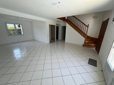 À LOUER – MAISON TYPE 6 – CHAMBRAY-LES-TOURS – Réf TNG-G0004 - Photo 4